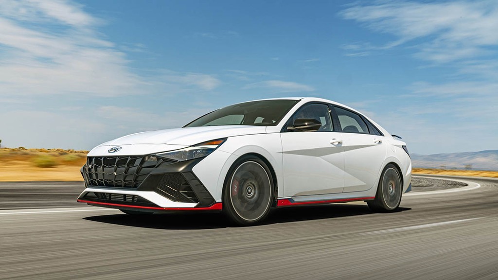 Diện kiến Sedan hiệu năng cao Hyundai ELANTRA N 2022 chinh phục thị trường Mỹ